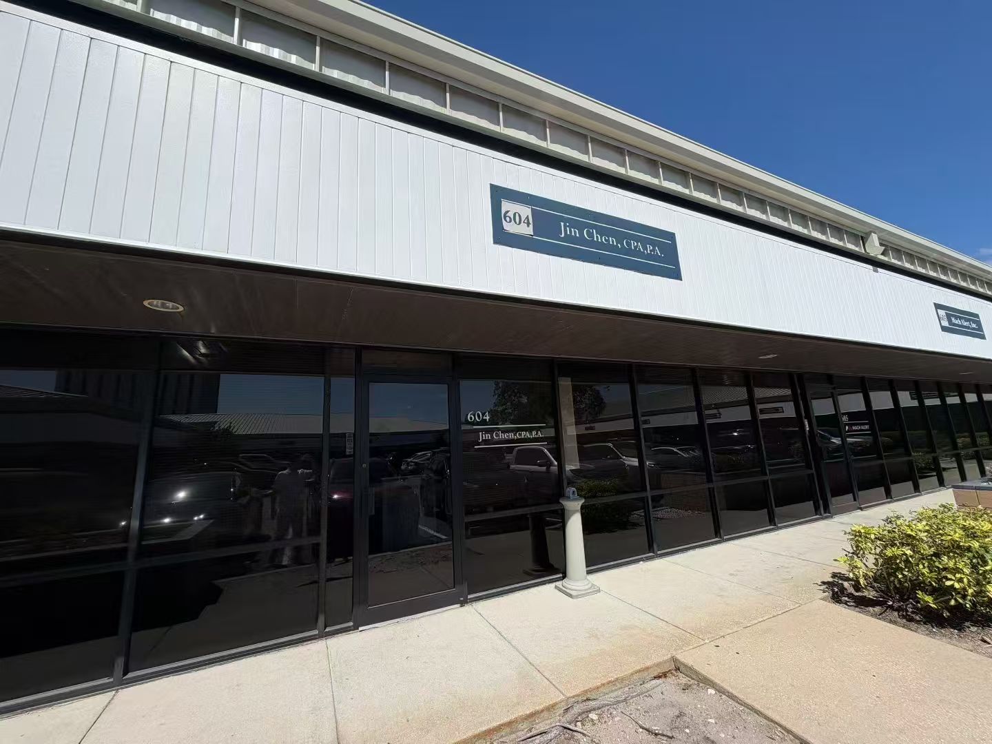 Jin Chen CPA office exterior at Suite 604 in Tampa